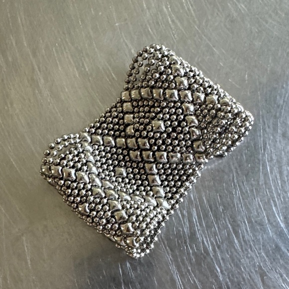 Liquid silver bracelet - Picture 3 of 3